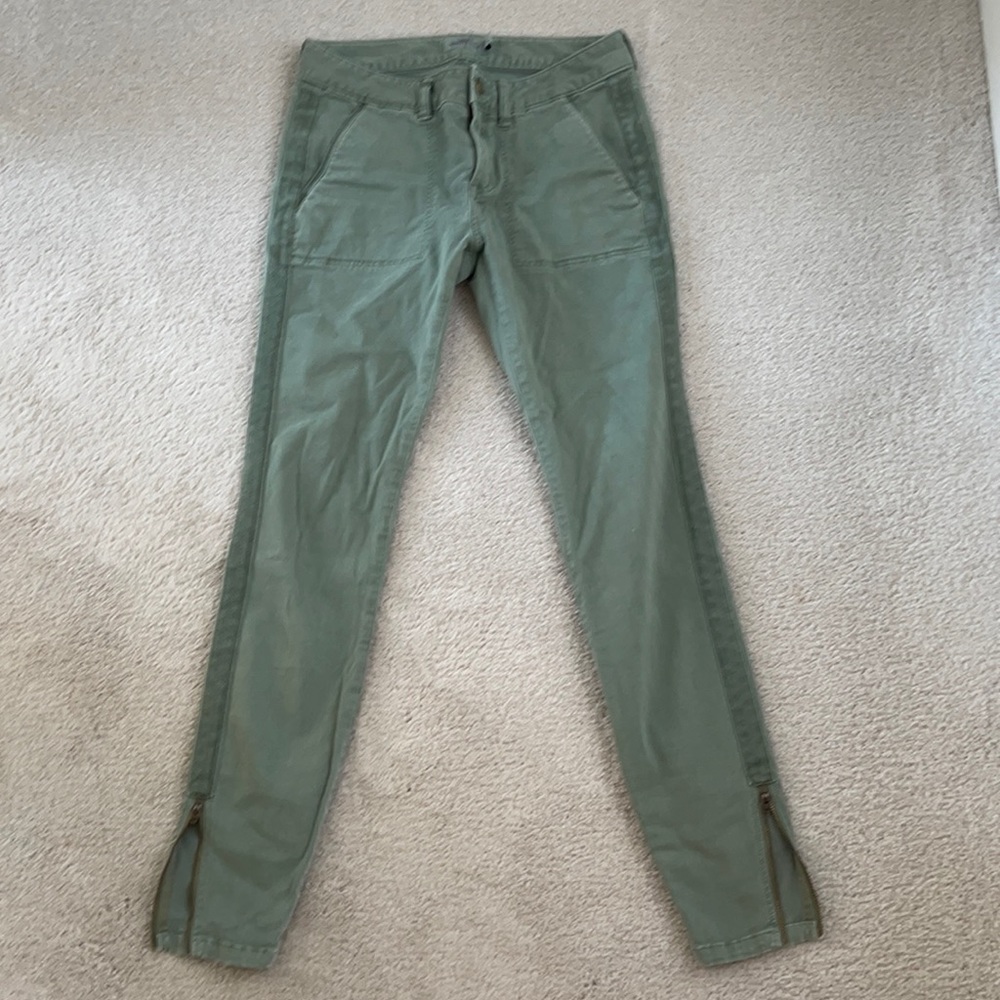 Vineyard vines cargo slim zipper pants green